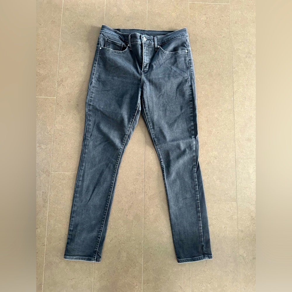 Levi’s jeans size 30